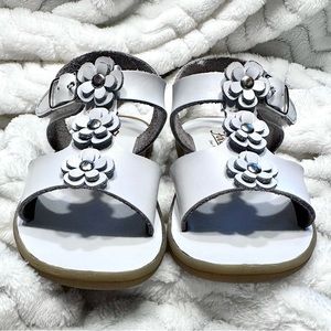 FOOTMATES • Jasmine • White • Size 6